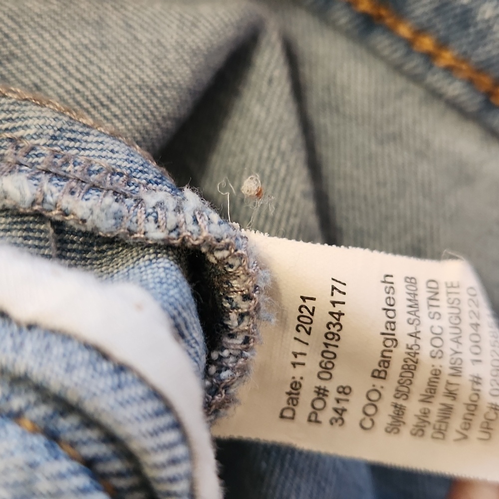 Social Standard By Sanctuary Jean Jacket. Light Wash. Size XL - Picture 5 of 11